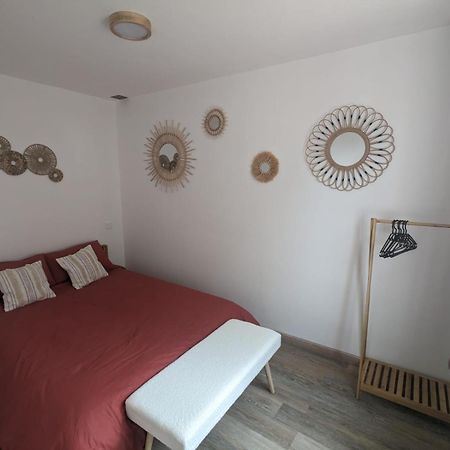 Marmoza - Maison Plein Coeur De Village Saint-Geniez-dʼOlt Dış mekan fotoğraf